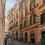 Ad Un Passo Da Piazza Di Pietra - Mini House