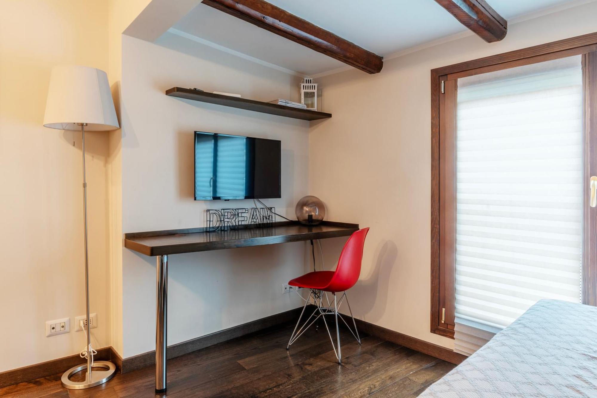 Ad Un Passo Da Piazza Di Pietra - Mini House Rom